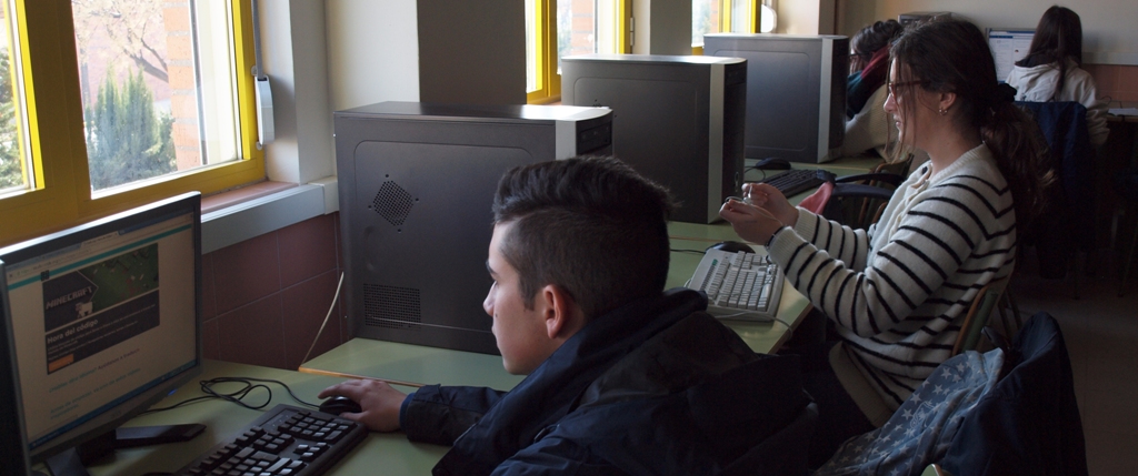 IES Marmaria en la Hora del Código