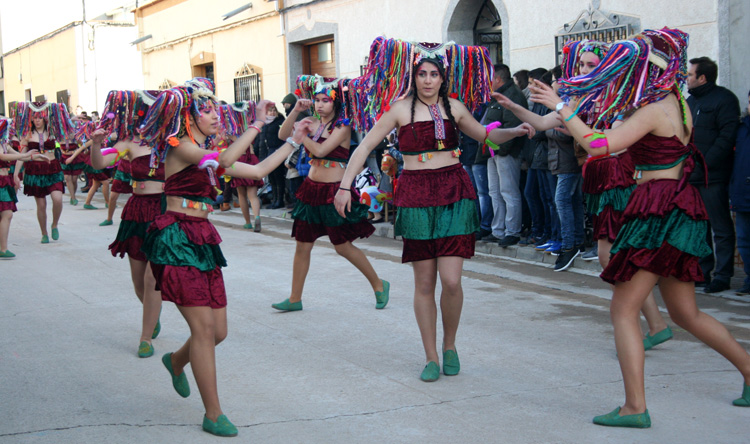 La Peña El Biberón consigue los primeros premios del Carnaval de Membrilla con su Sueño de Blancanieves