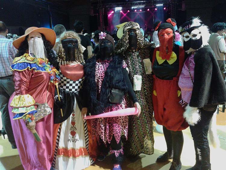 Máscaras del jueves de Comadre