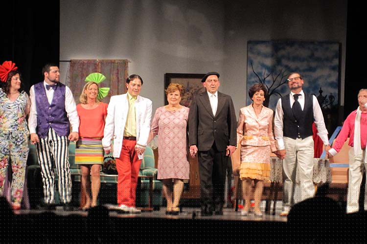 Los Amigos del Teatro nos divierten con el ingenio de Un paleto con talento