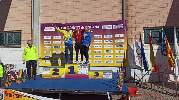 Manuel Jiménez, subcampeón de España máster 55 de 50Km Ruta y Joaquín Lozano, cuarto máster 50