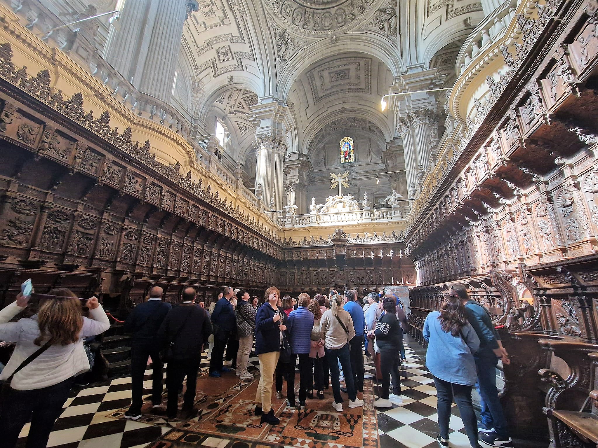 Senderismo local y viaje a Jaén, actividades de Afammer en torno al 8m