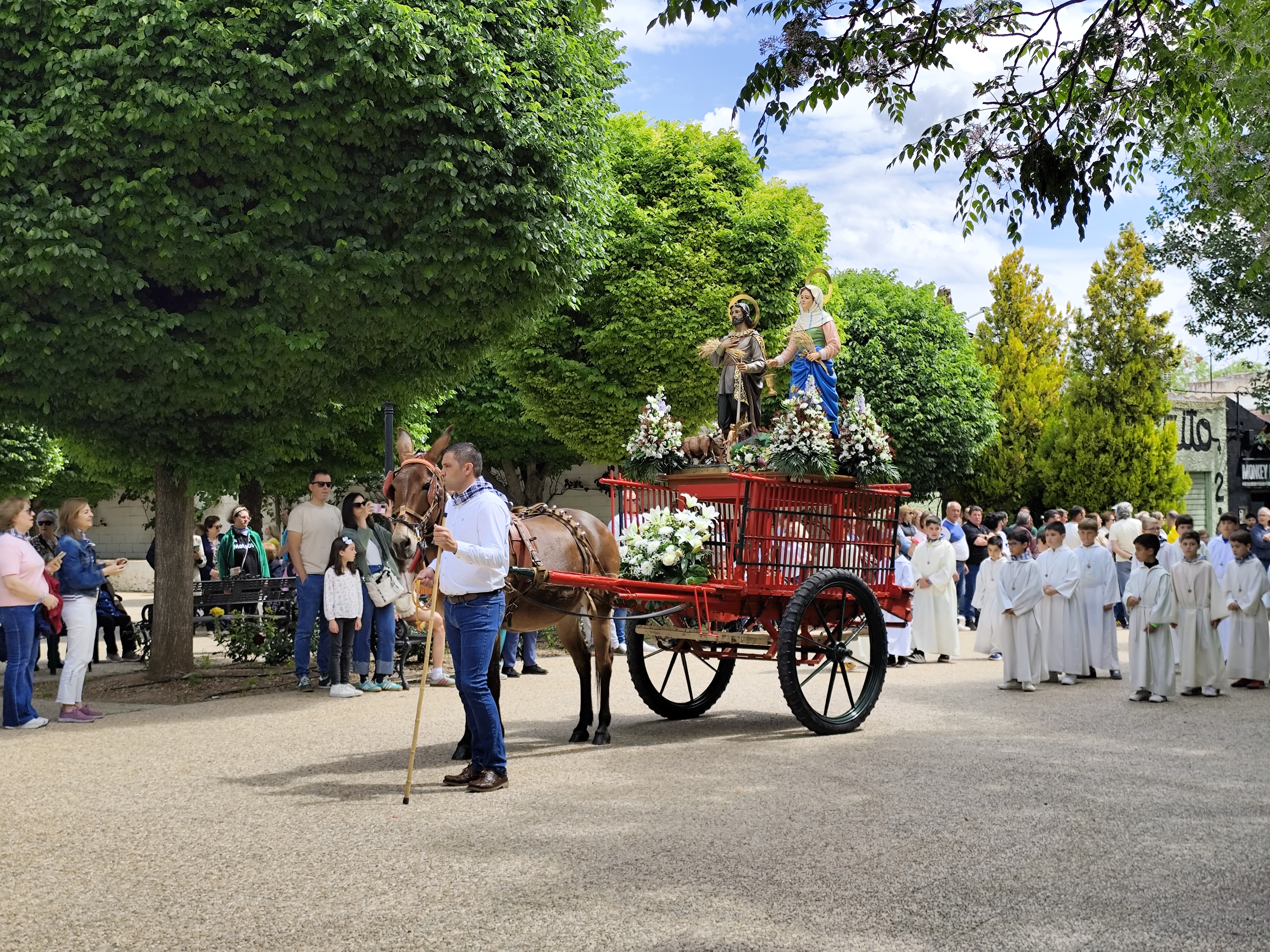 Miles de romeros viven la fiesta de San Isidro Labrador en Membrilla